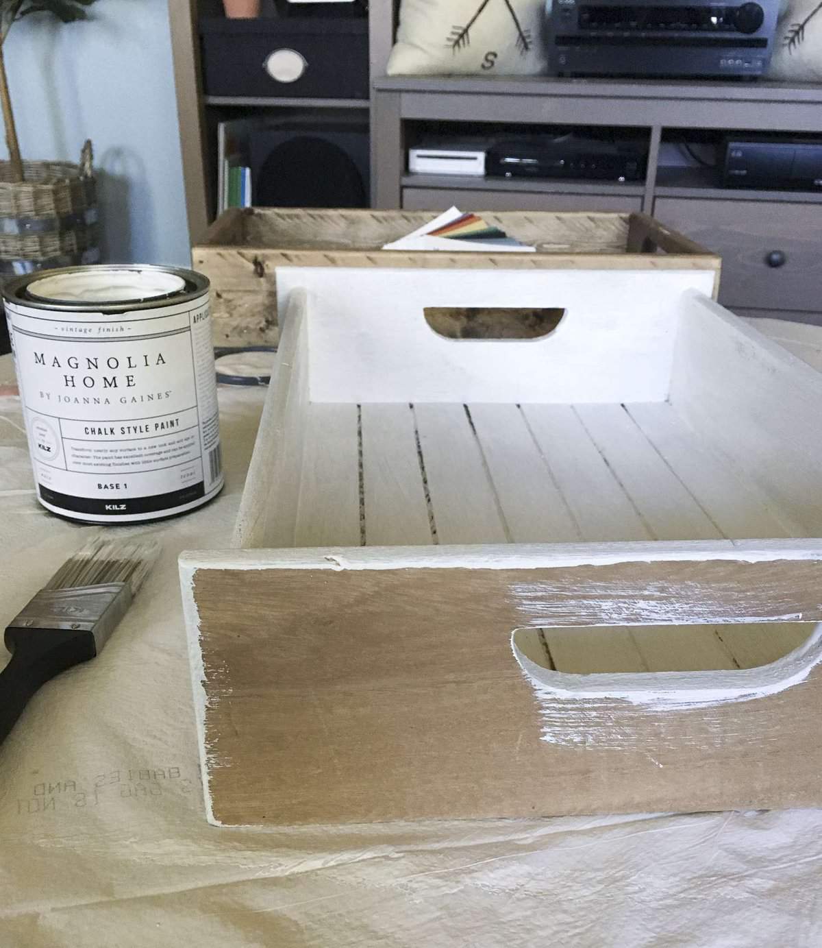 Have you ever wanted to try chalk paint but didn't know where to start? I'm taking you through a simple tutorial using Magnolia Home's chalk paint.