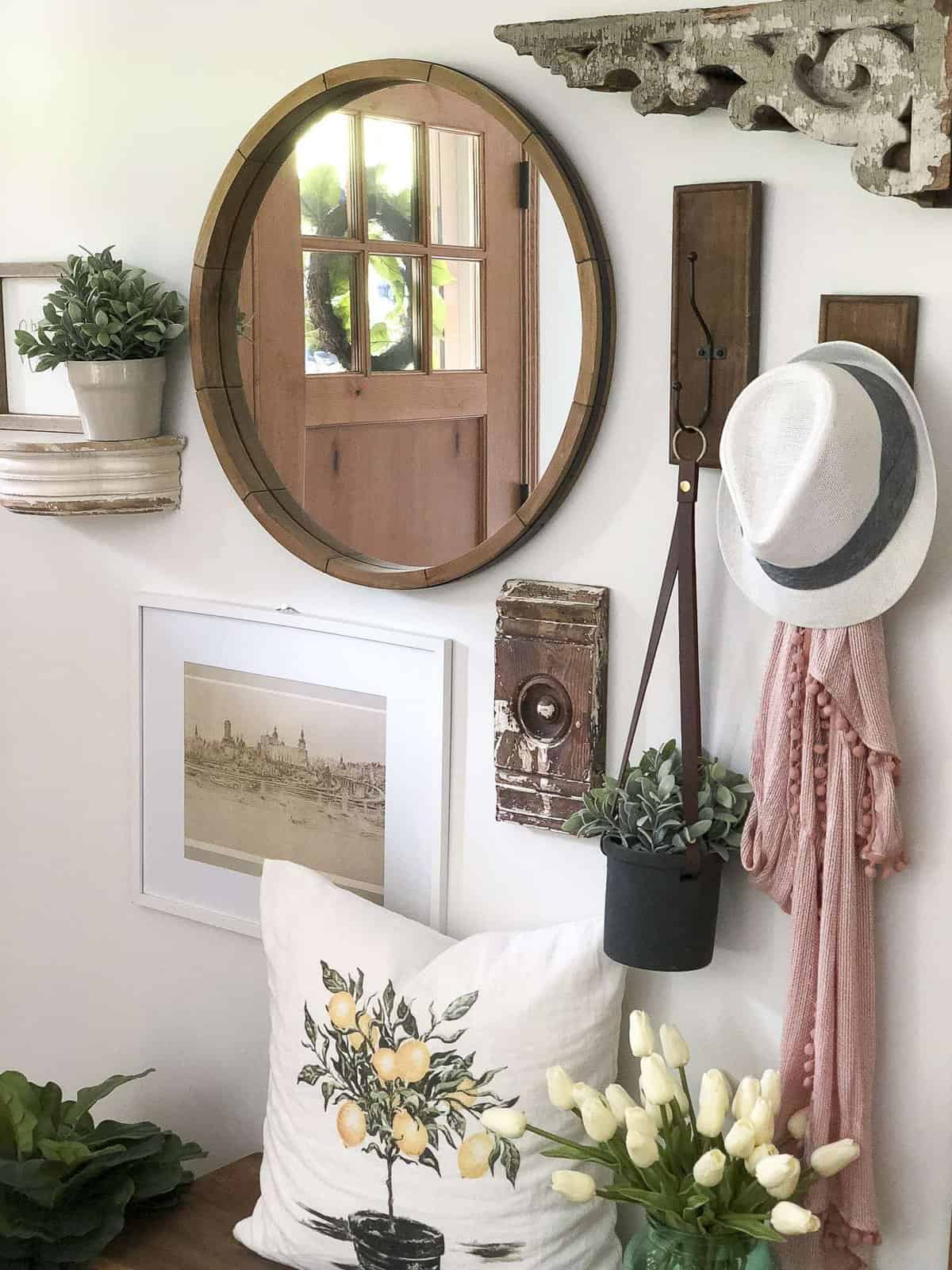 How To Create a Welcoming Summer Entryway. Easy ideas to design your summer entryway for easy, breezy, & simple entertaining. Welcome your guests with style.