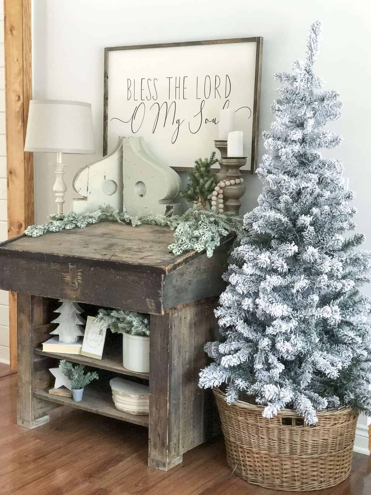 Neutral Modern Farmhouse Christmas Decorations Grace In My Space   Christmas Decor Ideas Www.graceinmyspace.com  