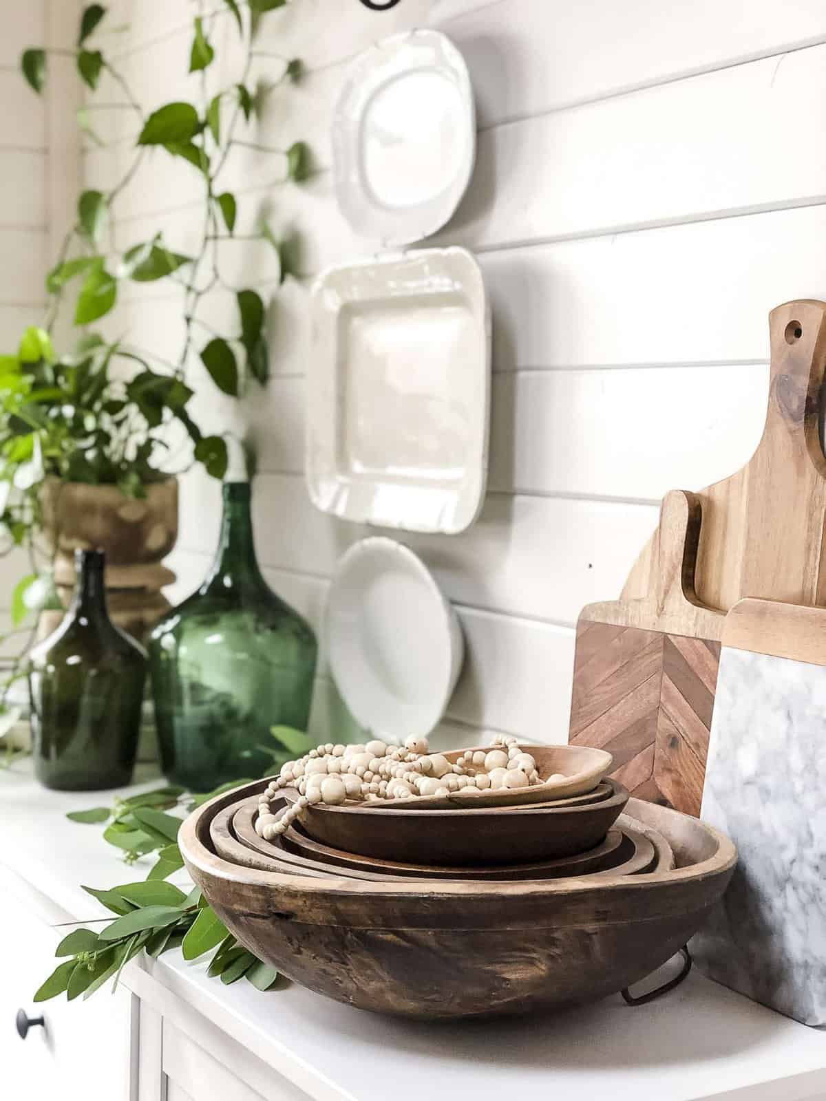 Do you have an eclectic design style like me? Today I'm sharing how I take my spring vintage farmhouse decor and modernize it with a boho twist! #fromhousetohaven #springvintagefarmhousedecor #vintagefarmhouse #bohofarmhouse