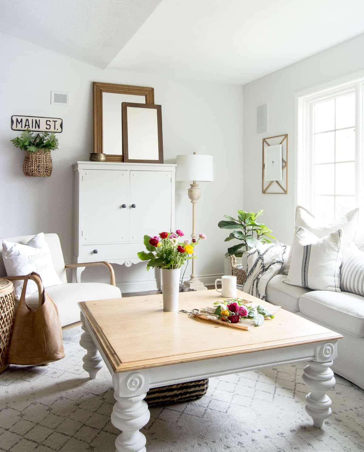 Modern Farmhouse Interior Design Style Guide | Grace In My ...