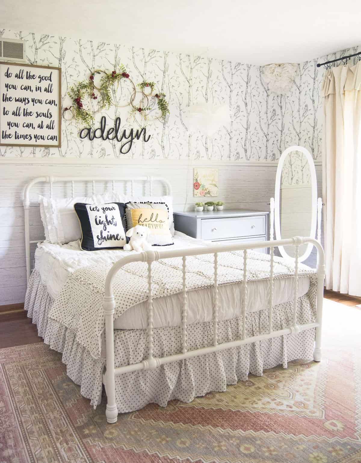 Are you looking for little girl's room inspiration? Here is my full home style guide with my best modern farmhouse decor sources. #fromhousetohaven #farmhouseinteriordesign #modernfarmhousestyle