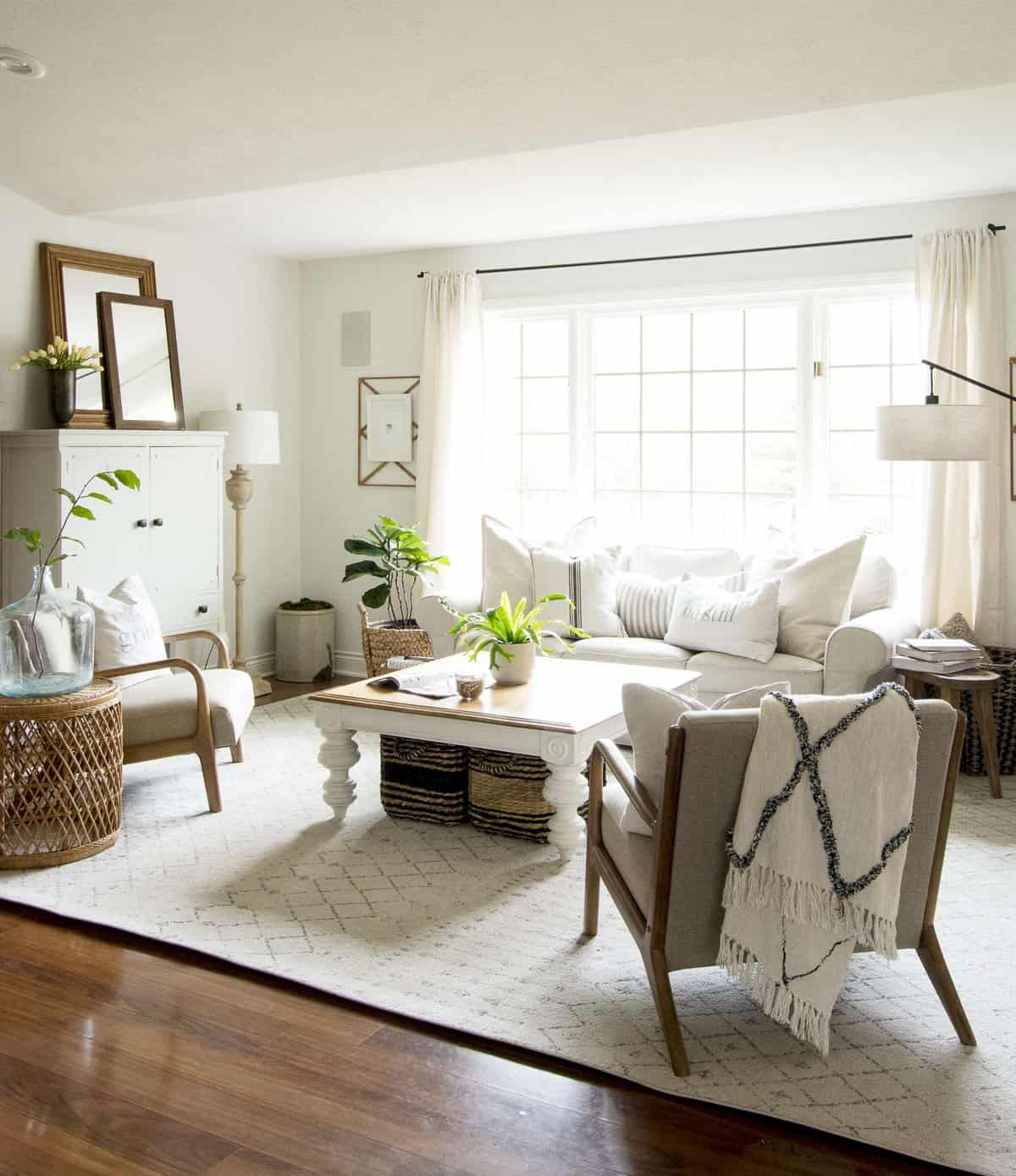 How to Get the Modern Farmhouse Living Room Look - Grace In My Space