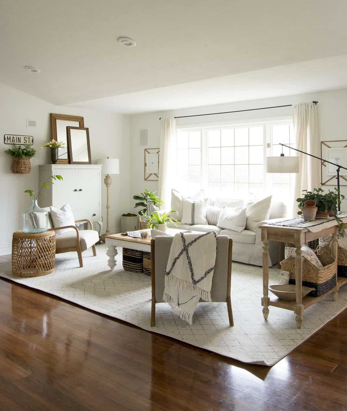 Modern Farmhouse Interior Design Style Guide Grace In My Space