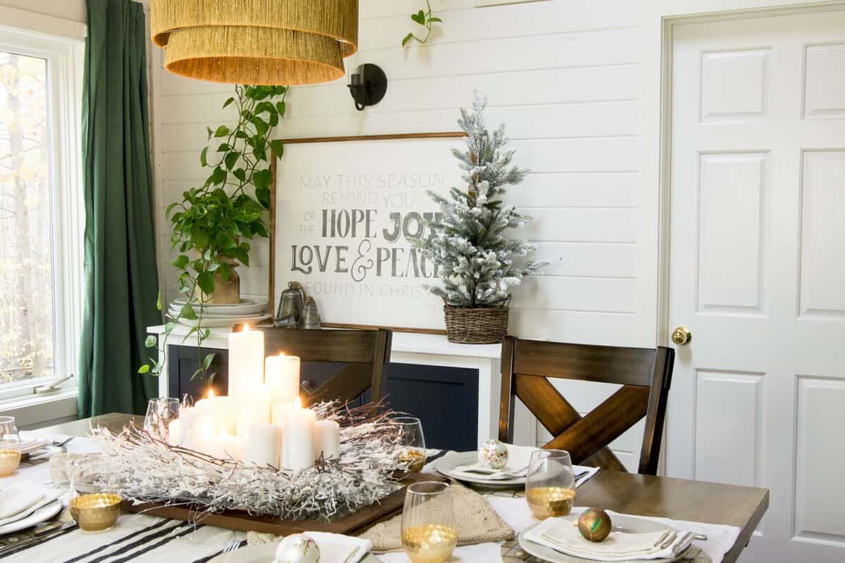 White And Gold Centerpieces As Christmas Table Decor Grace In My Space