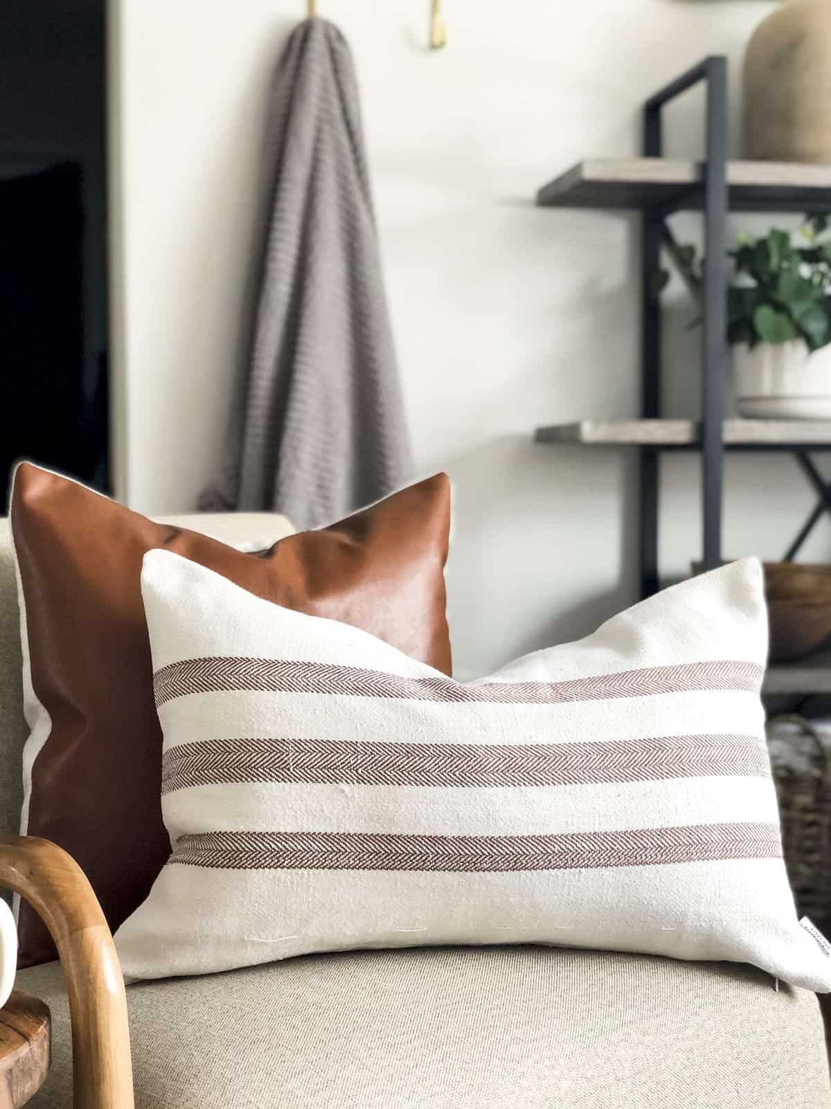 How To Style Throw Pillows, A Blissful Nest