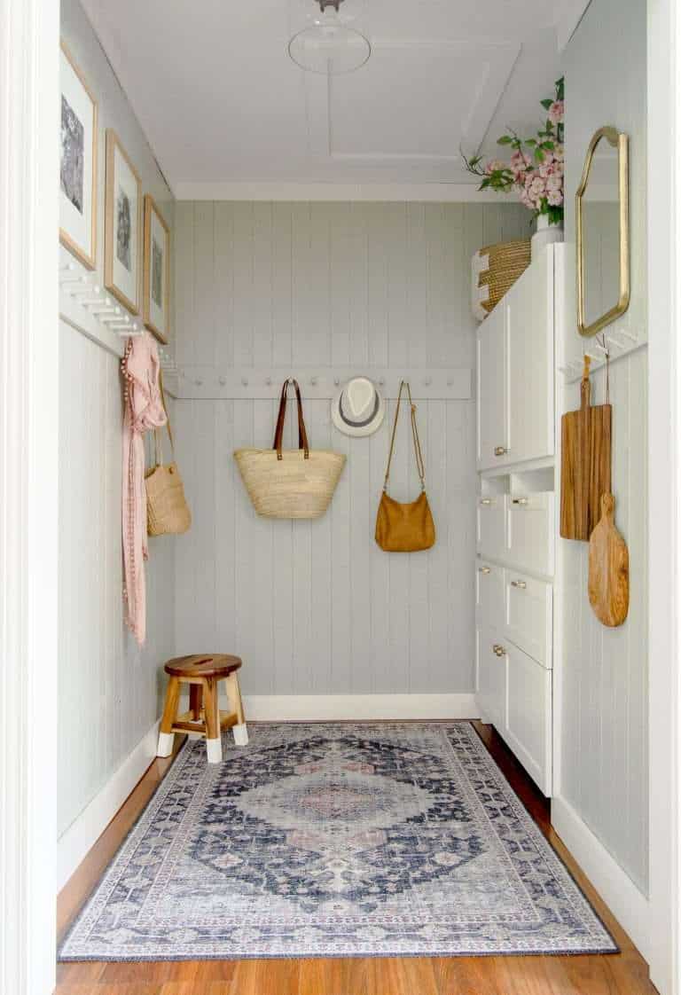 Small mudroom ideas with built in storage.