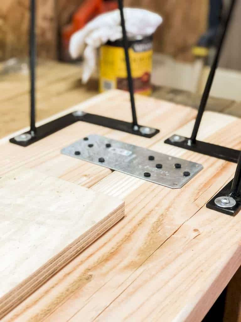 Attaching legs to a diy bench.