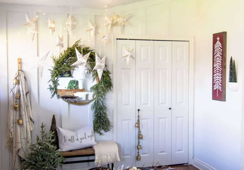 Entryway christmas decor