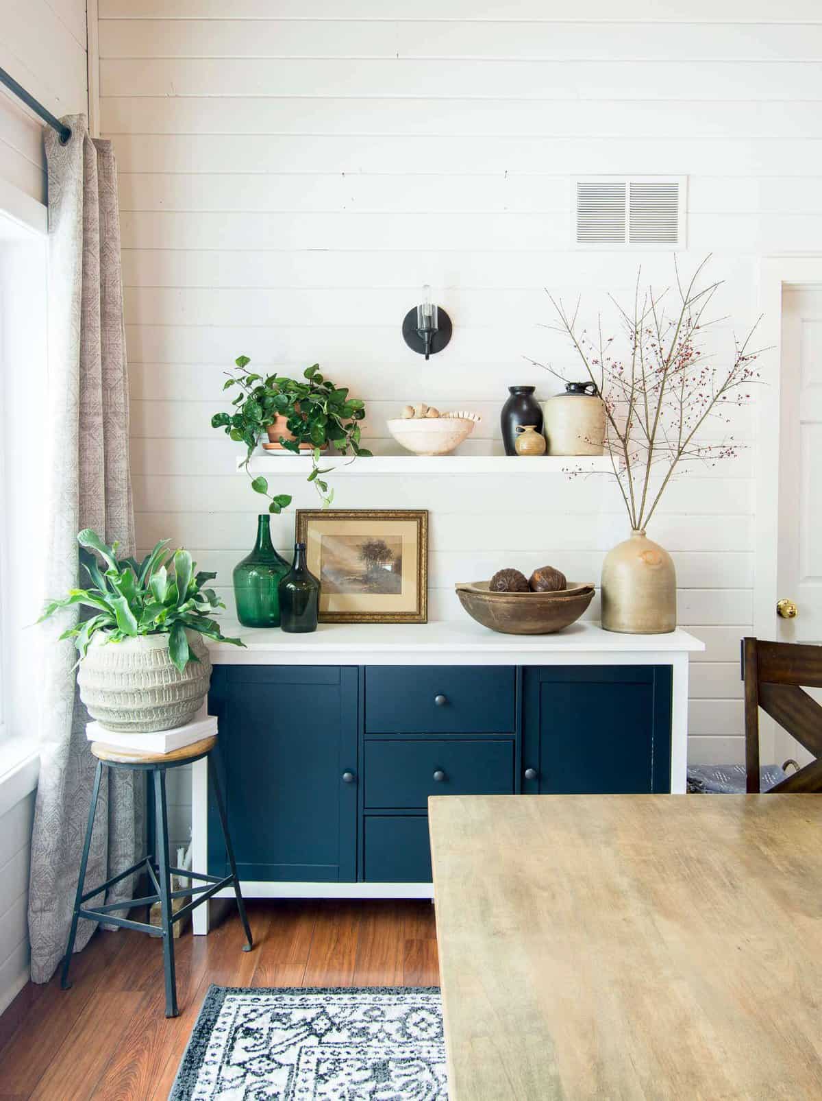 Best Tips for How to Paint Trim Without Brush Strokes (2022) Grace In