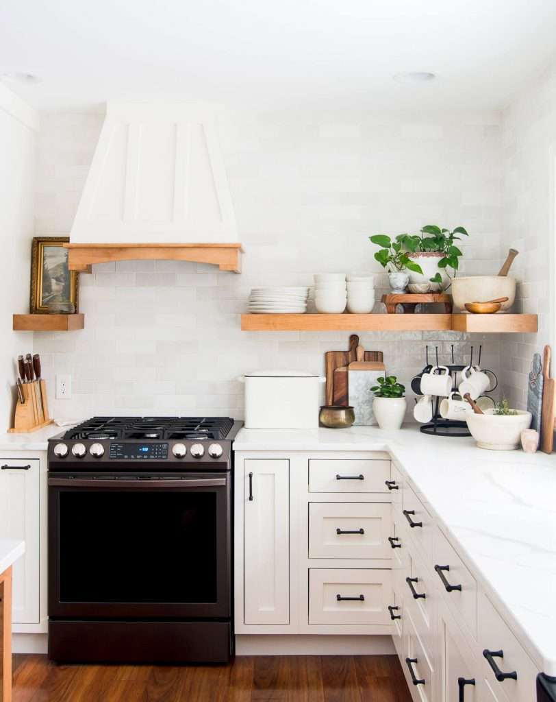 Customizable floating shelves in a kitchen.