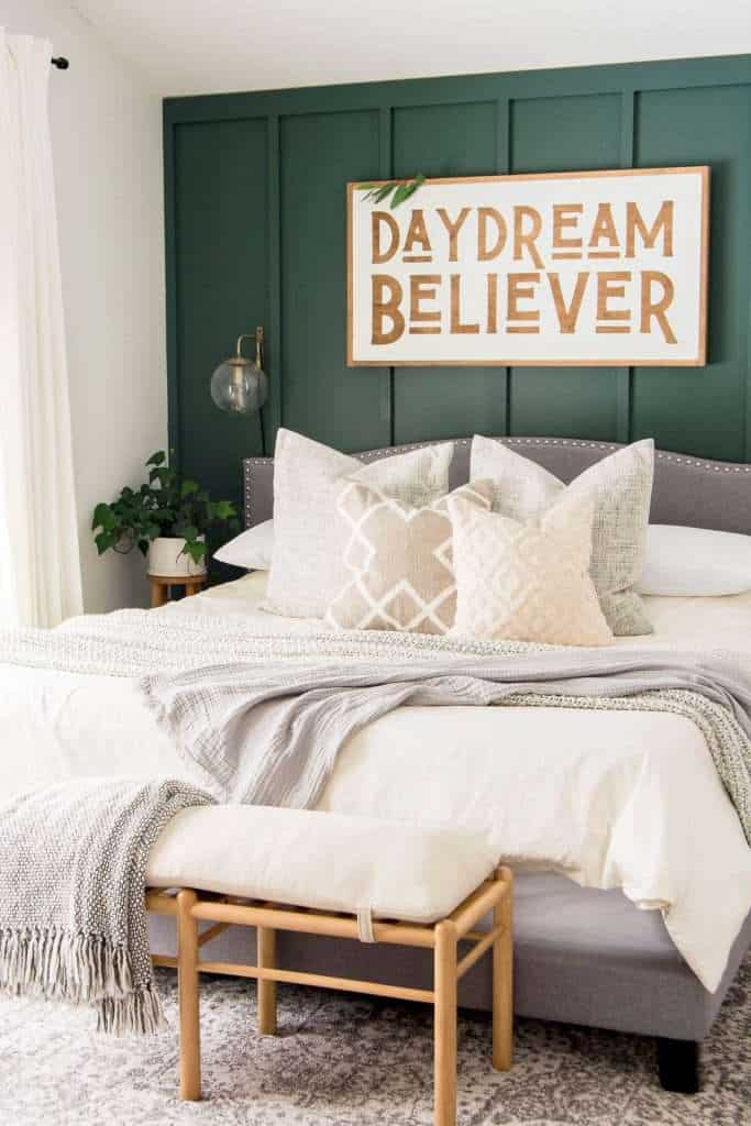 How to Decorate a Green Accent Wall in the Bedroom - Grace In My Space