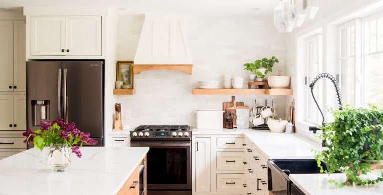 Kitchen Design: Corner Cabinet Ideas feature image