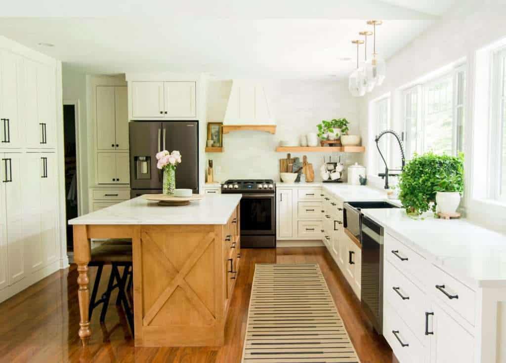 Full kitchen with wood island