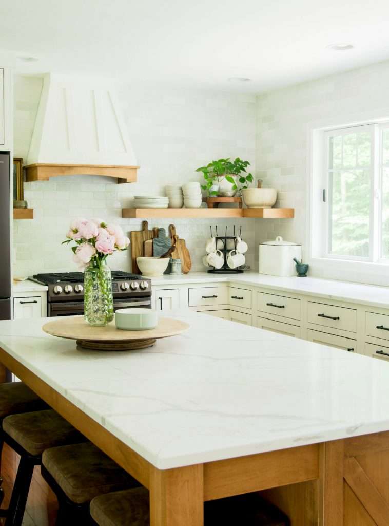 Clean kitchen counter