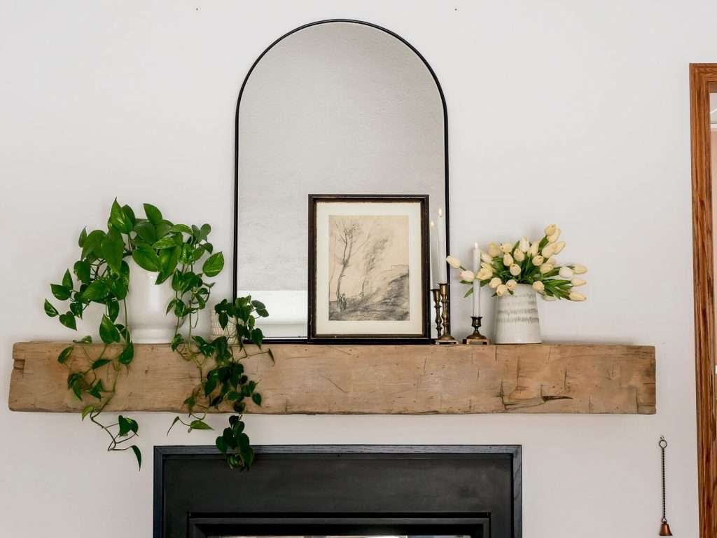 Spring mantel decor.