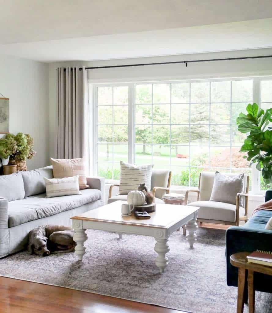 living room tables with stools