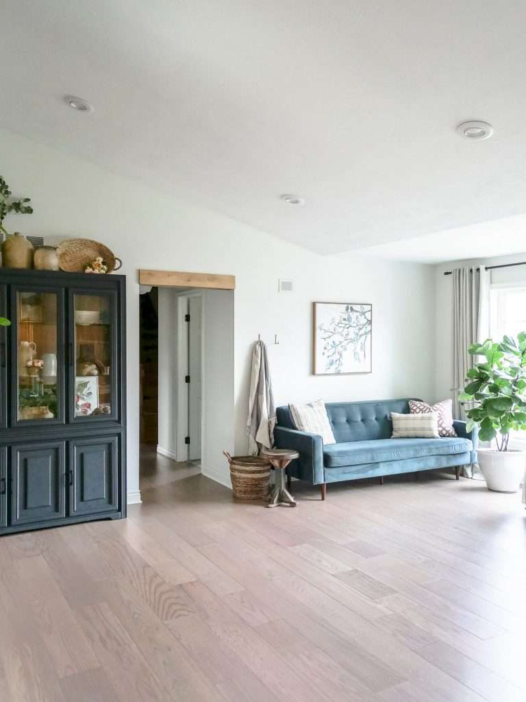 Red oak floor in a living room.