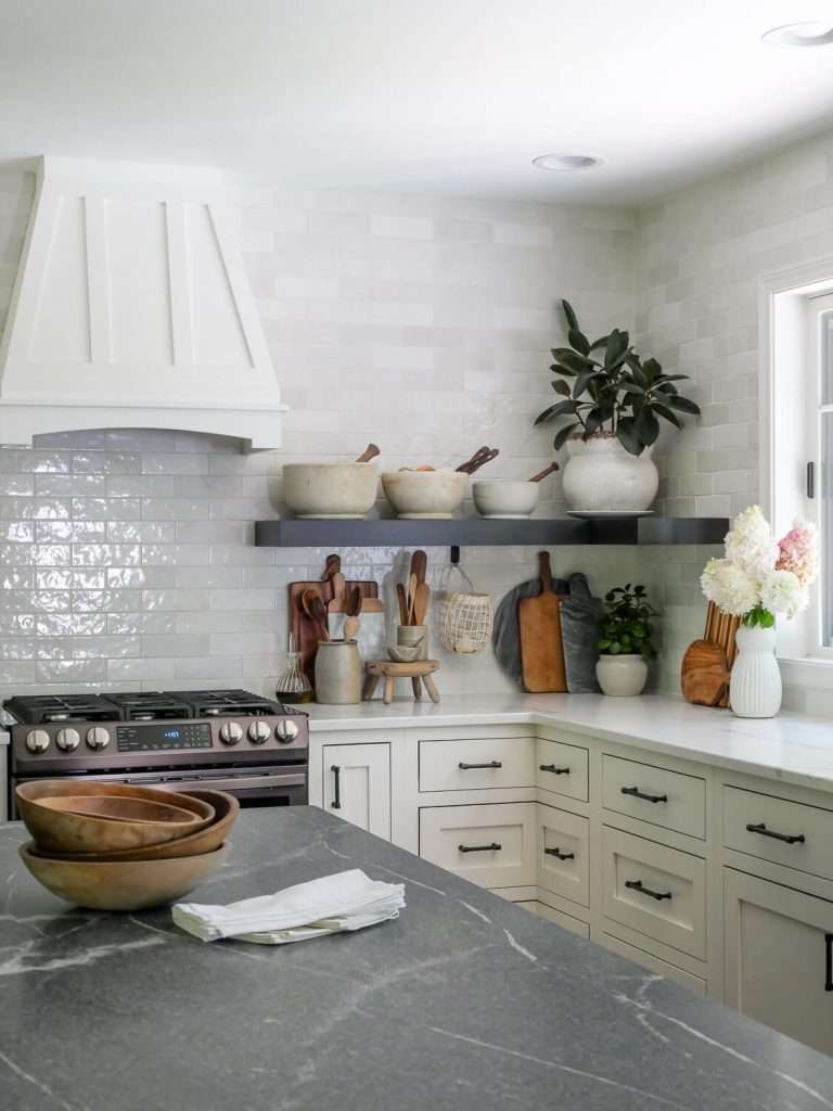 Granite that looks like soapstone in a kitchen