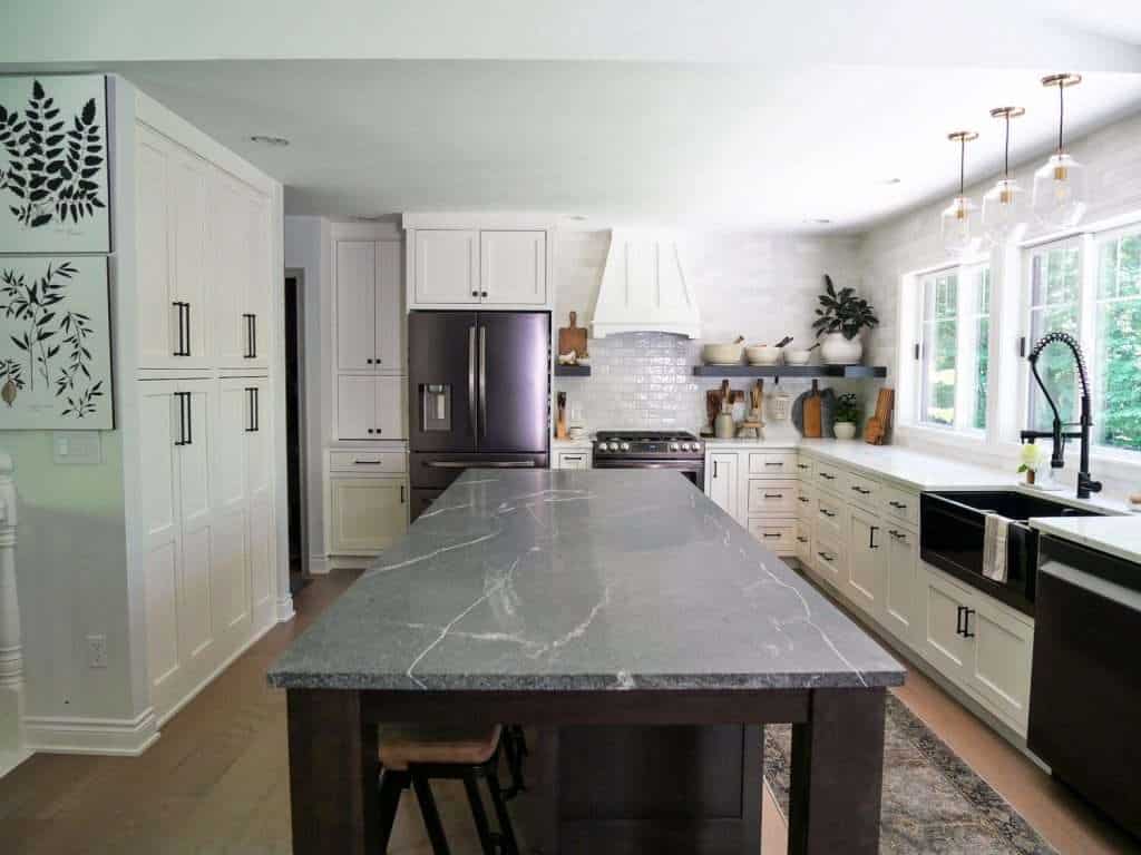 Extended island with granite countertop