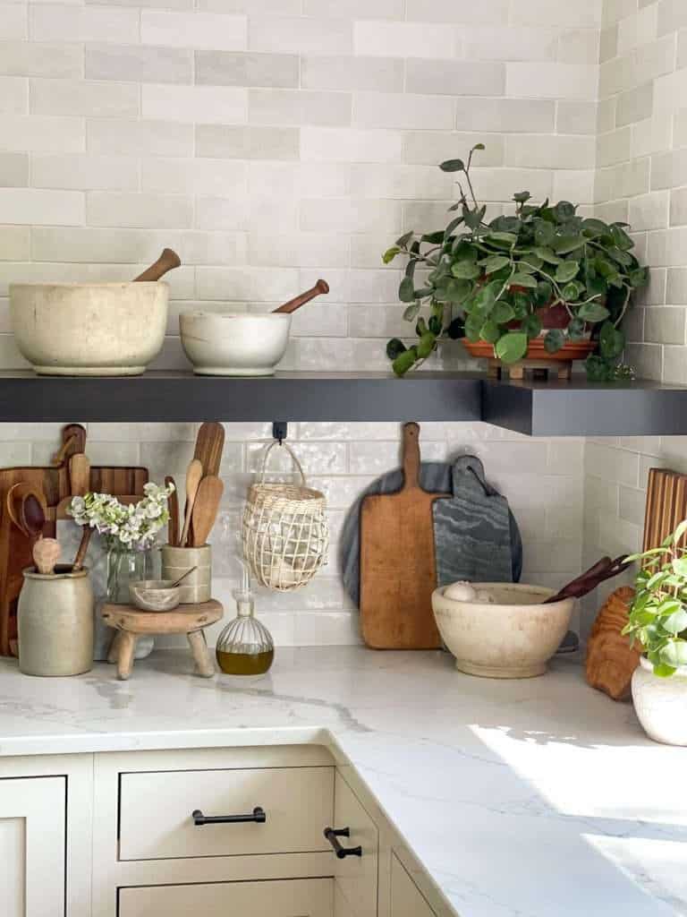 All About White Quartz Kitchen Countertops