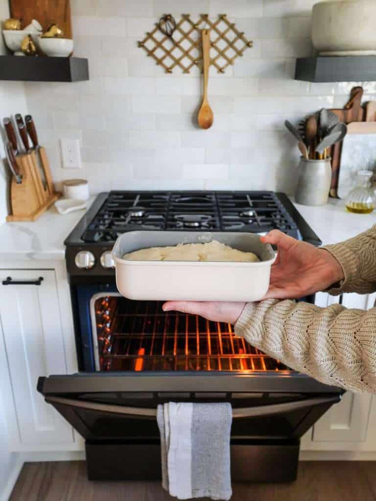 Non toxic baking pan with sourdough bread