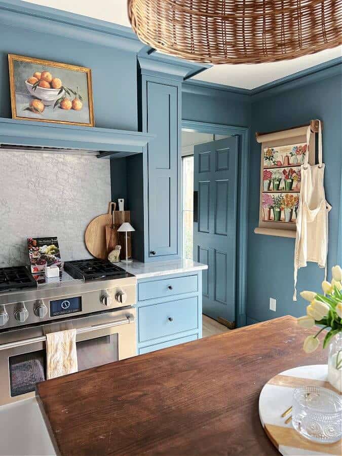Spring kitchen with blue cabinets