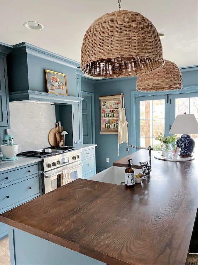 Blue Kitchen Cabinets: Beautiful Blue Kitchen Ideas for 2024  Kitchen room  design, Blue kitchen cabinets, Kitchen cabinets and countertops