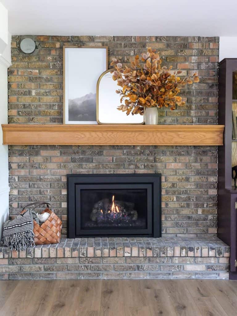 Simple fall fireplace mantel.