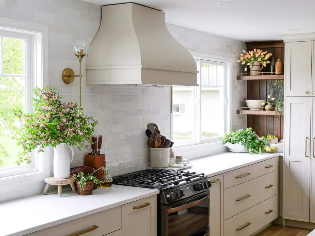 Transitional modern kitchen.