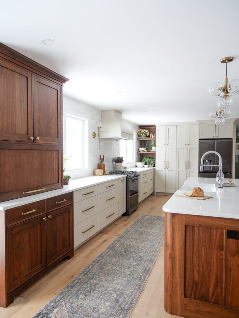 Two tone kitchen cabinets with painted cabinets.