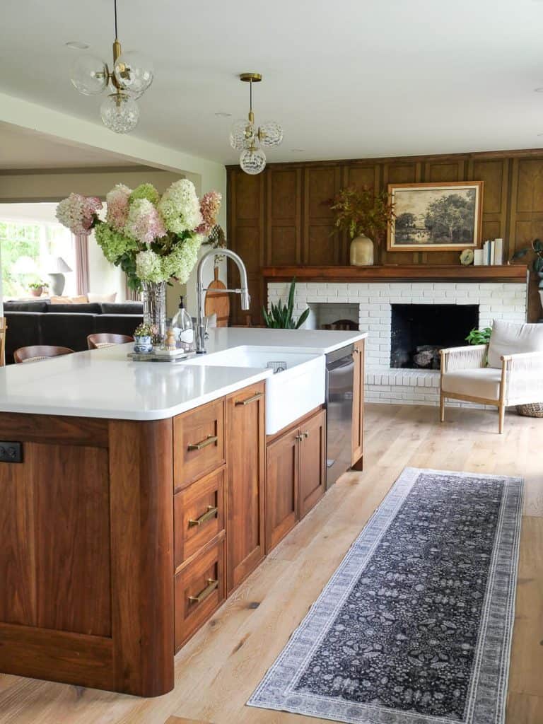 Runner area rug in a kitchen.