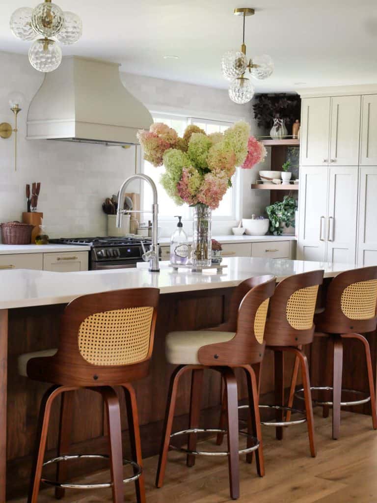 Bouquet of hydrangeas in a kitchen. 