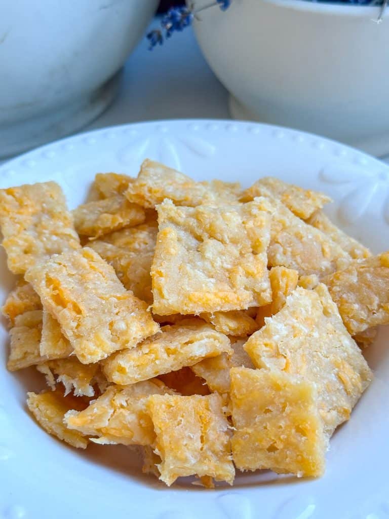 Sourdough discard cheese crackers in a bowl.