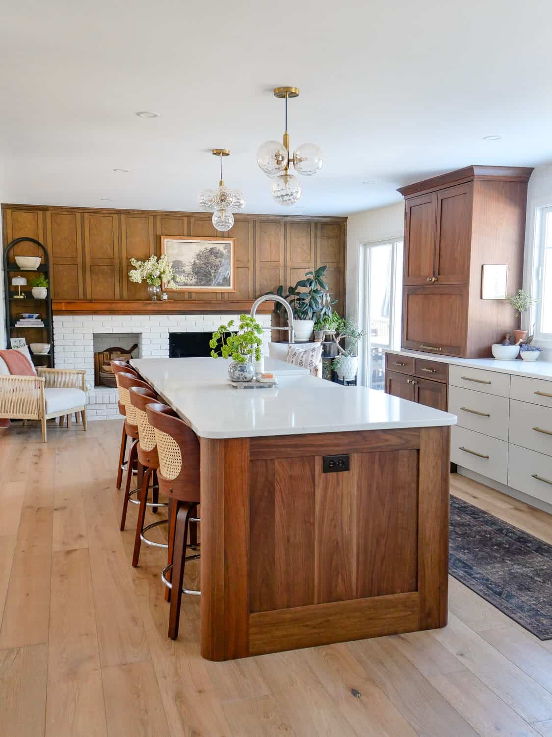 Spring kitchen decorating ideas on a budget.